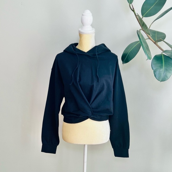 Abound {Nordstrom} Hoodie Twist Front Black cropped - Picture 3 of 8